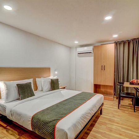 Hotel Oyo Townhouse 104 Koramangala Maharaja Signal Bangalore Esterno foto